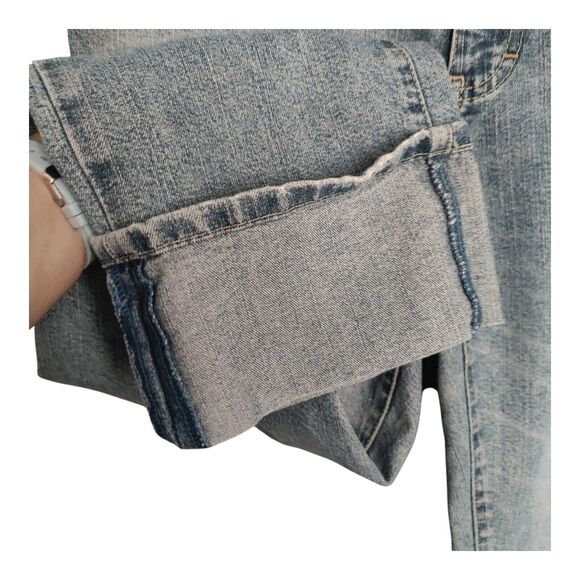 Calvin Klein Women's jeans Blue Cropped Cuffed Medium Wash Denim Jeans Size 10 - Picture 4 of 11